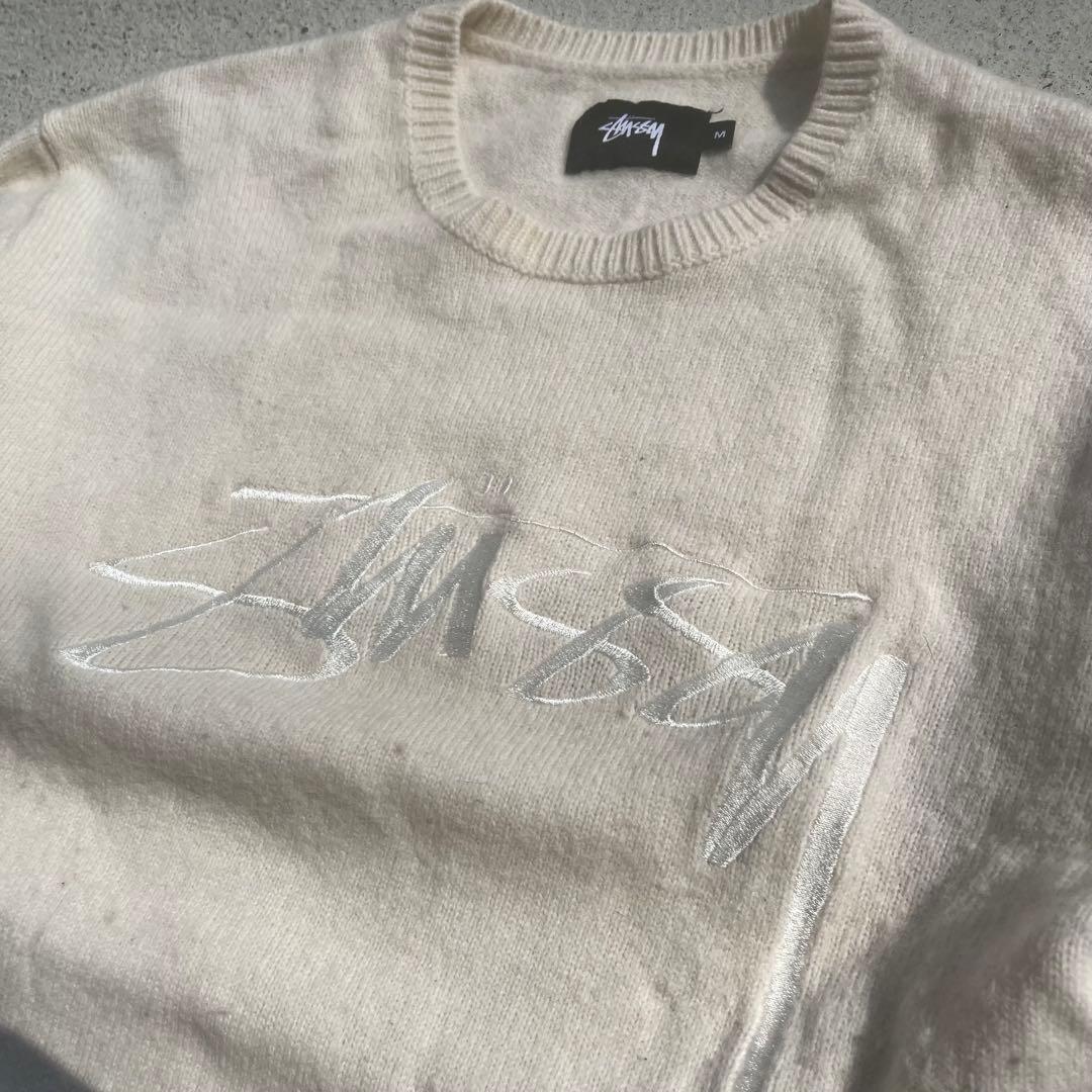 【激レア】　STUSSY ニット　セーター　長袖　フロント　ロゴ　刺繍　M