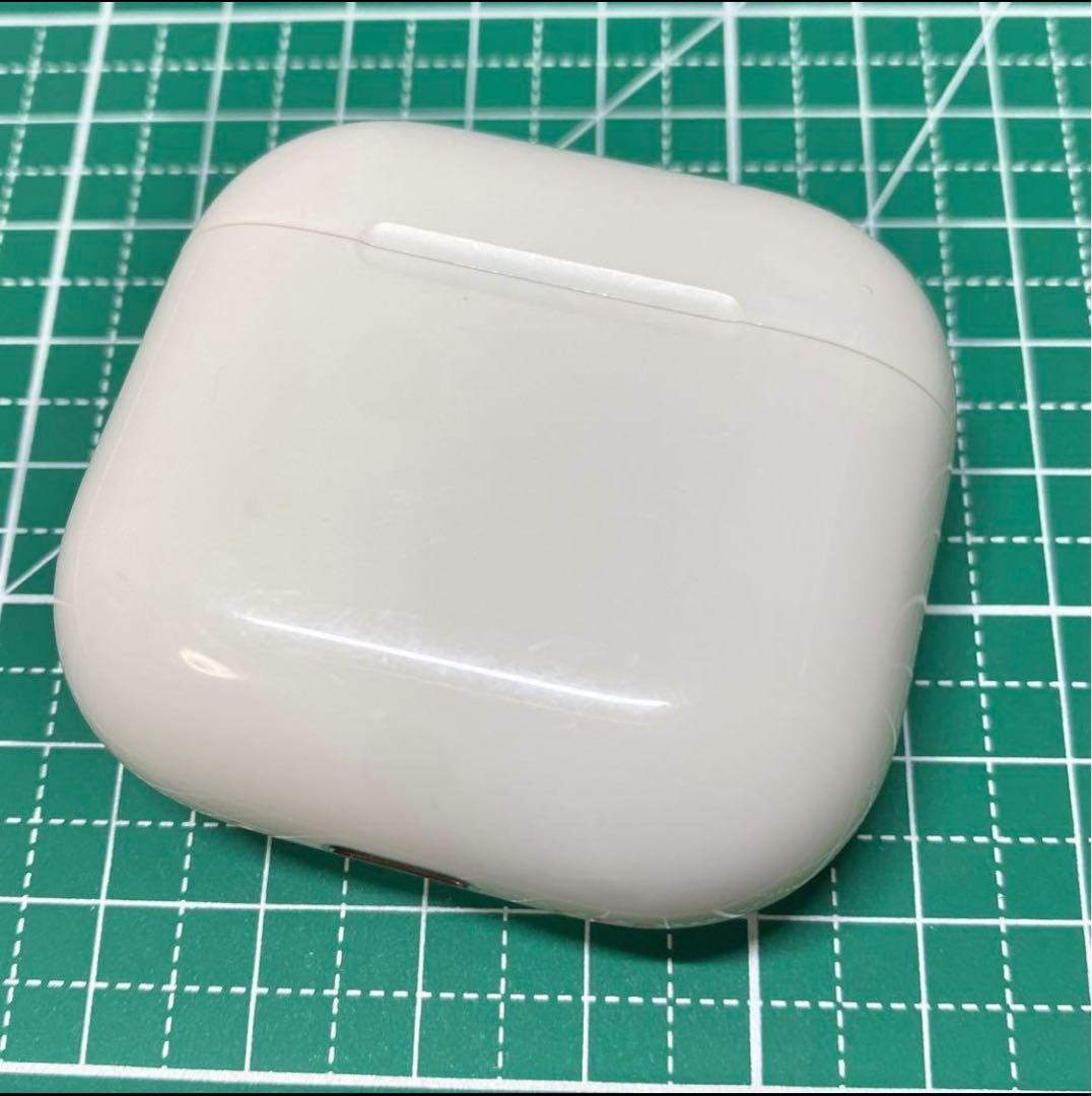 Apple AirPods4 第4世代 第四世代充電ケース(ANC 搭載)