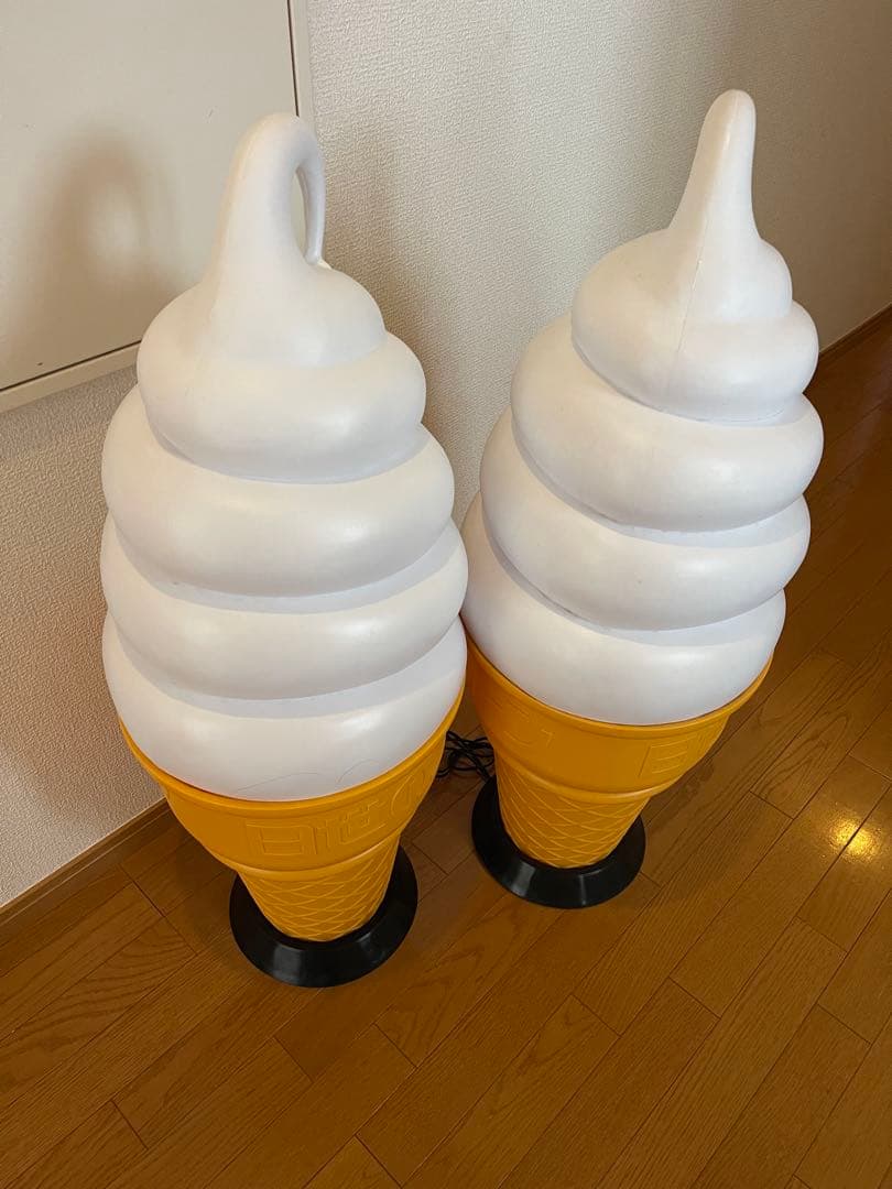 【ランプ点灯型】ソフトクリームディスプレー看板